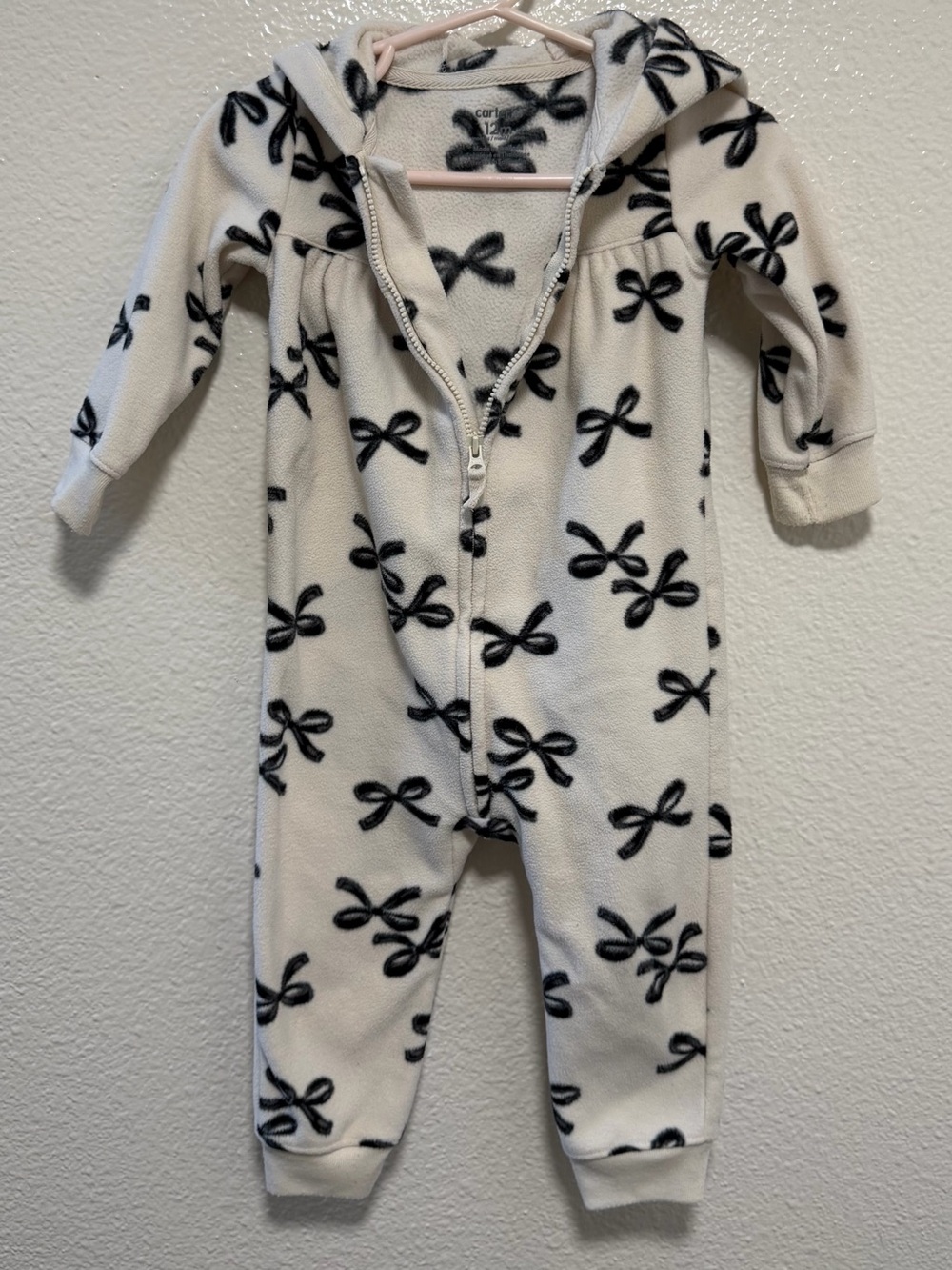 carter’s toddler girl black bow hooded zipper sleeper